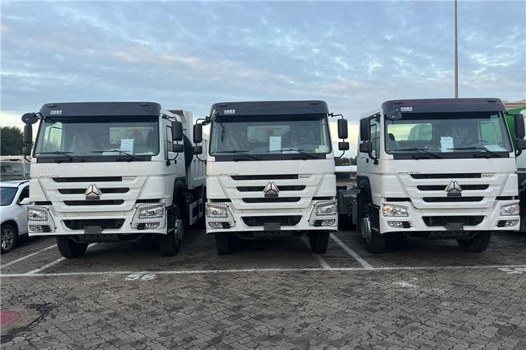 SINOTRUK Howo Truck Price - 400hp 10 Wheeler for Sale In Cameroon - Tractor unit: picture 2 SINOTRUK Howo Truck Price - 400hp 10 Wheeler for Sale In Cameroon - Tractor unit: picture 2