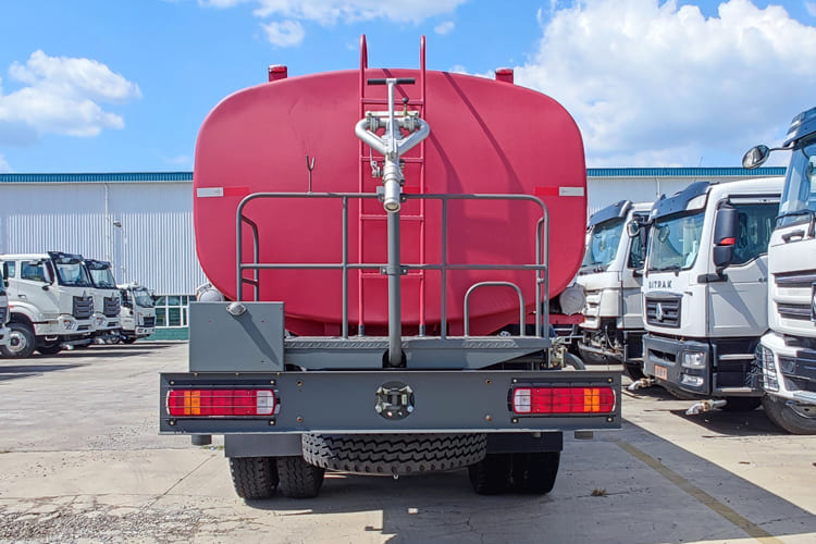 Howo Howo Water Truck for Sale in Nigeria - Truck: picture 5 Howo Howo Water Truck for Sale in Nigeria - Truck: picture 5