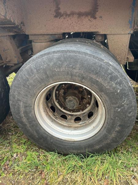 Timber semi-trailer Diebolt grue avec grappin rotatif: picture 31 Timber semi-trailer Diebolt grue avec grappin rotatif: picture 31