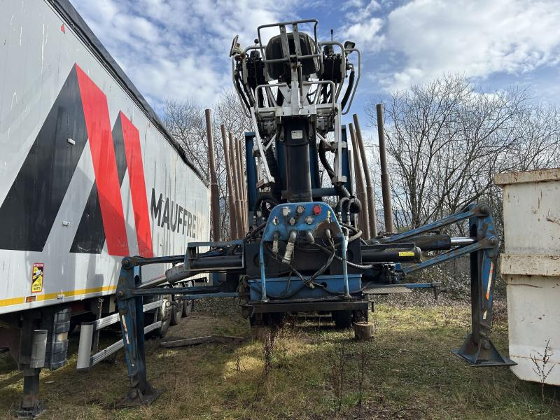 Timber semi-trailer Diebolt grue avec grappin rotatif: picture 38 Timber semi-trailer Diebolt grue avec grappin rotatif: picture 38