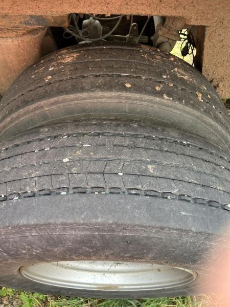 Timber semi-trailer Diebolt grue avec grappin rotatif: picture 32 Timber semi-trailer Diebolt grue avec grappin rotatif: picture 32