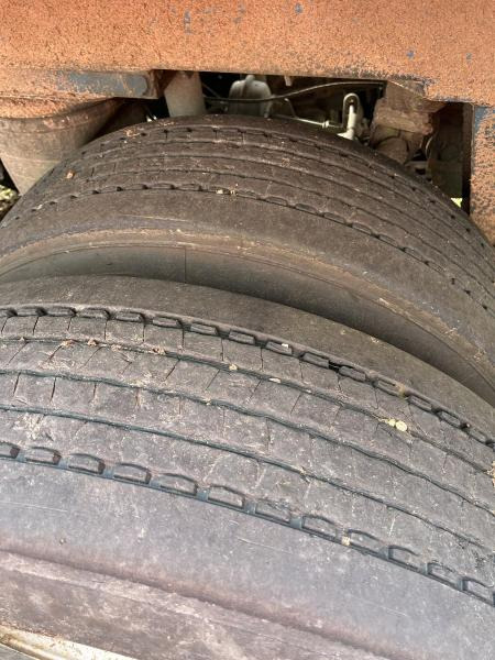 Timber semi-trailer Diebolt grue avec grappin rotatif: picture 30 Timber semi-trailer Diebolt grue avec grappin rotatif: picture 30