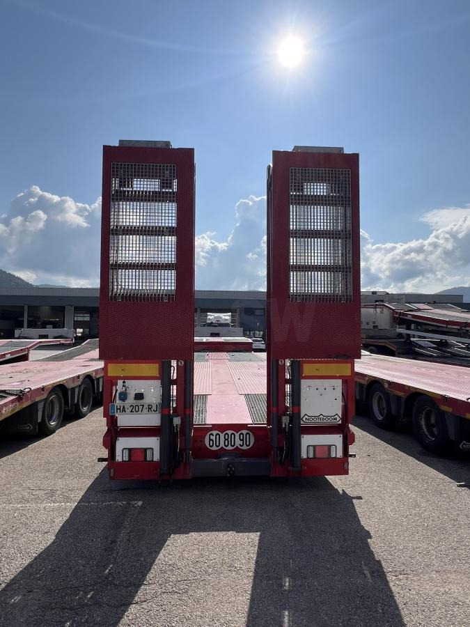 Nooteboom - Low loader semi-trailer: picture 2 Nooteboom - Low loader semi-trailer: picture 2