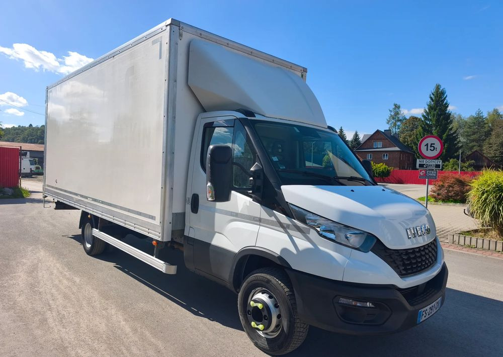 Iveco DAILY 70C18 KONTENER 5,5M obsługa silnika nowy rozrząd - Closed box van: picture 2 Iveco DAILY 70C18 KONTENER 5,5M obsługa silnika nowy rozrząd - Closed box van: picture 2