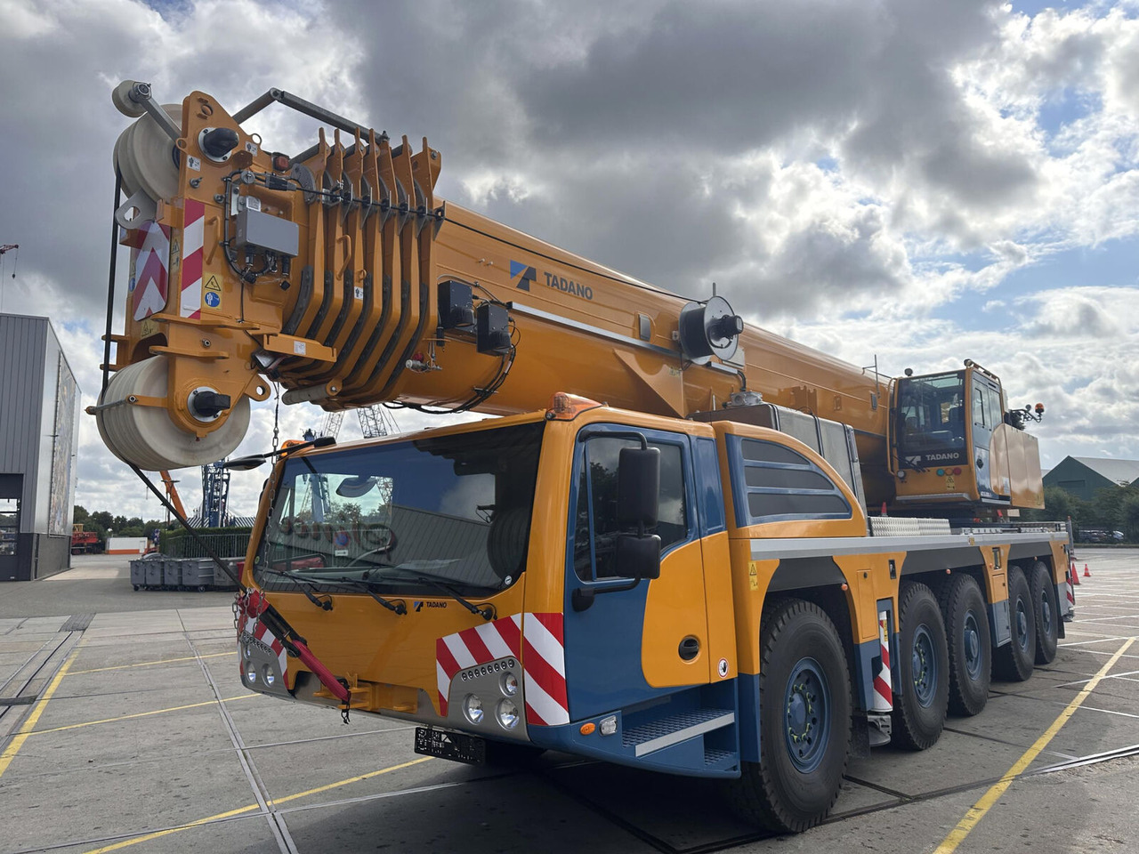 Tadano Tadano AC 5.220 L-1 - Mobile crane: picture 1 Tadano Tadano AC 5.220 L-1 - Mobile crane: picture 1