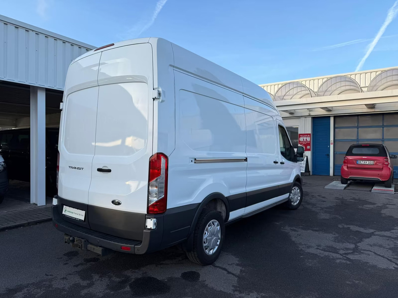 Ford Transit - Small van: picture 4 Ford Transit - Small van: picture 4