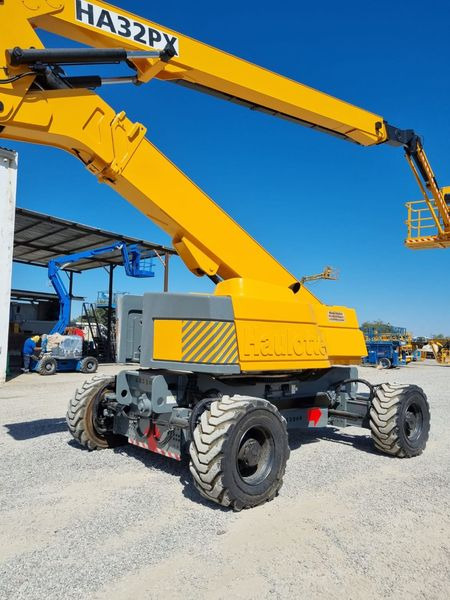HAULOTTE HA32PX - Telescopic boom: picture 1 HAULOTTE HA32PX - Telescopic boom: picture 1