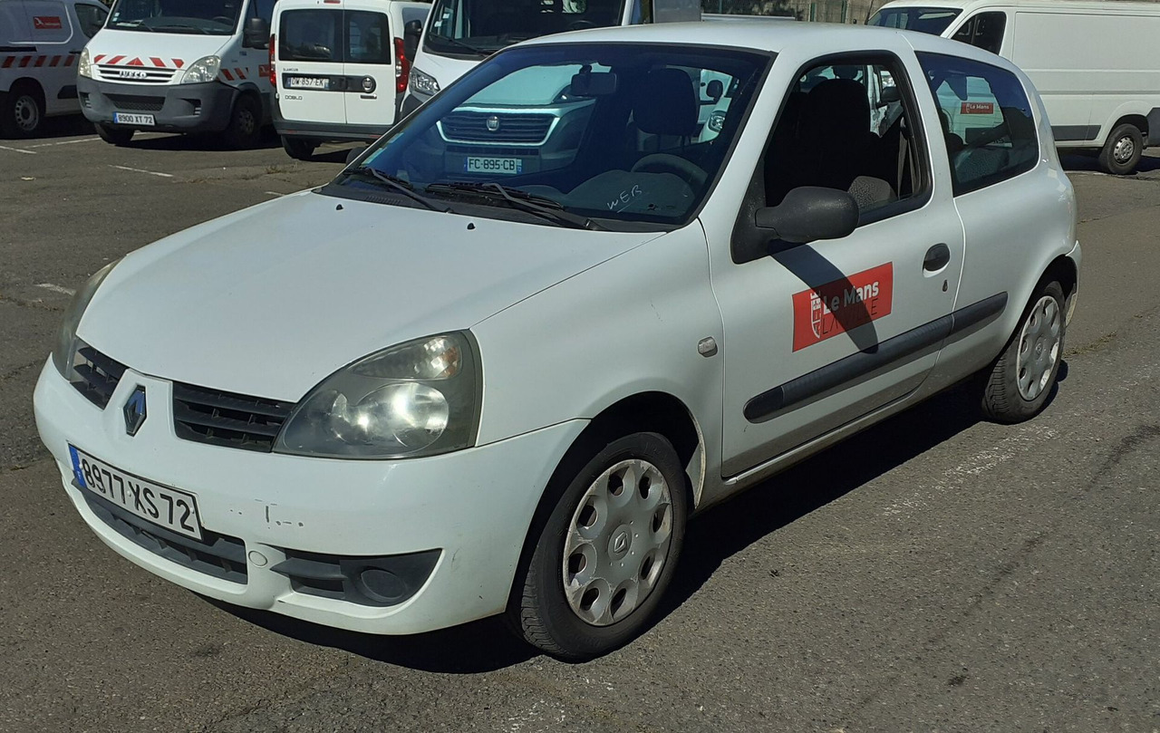 8977-XS-72 - RENAULT Clio Campus 1.5 dci - Car: picture 1 8977-XS-72 - RENAULT Clio Campus 1.5 dci - Car: picture 1