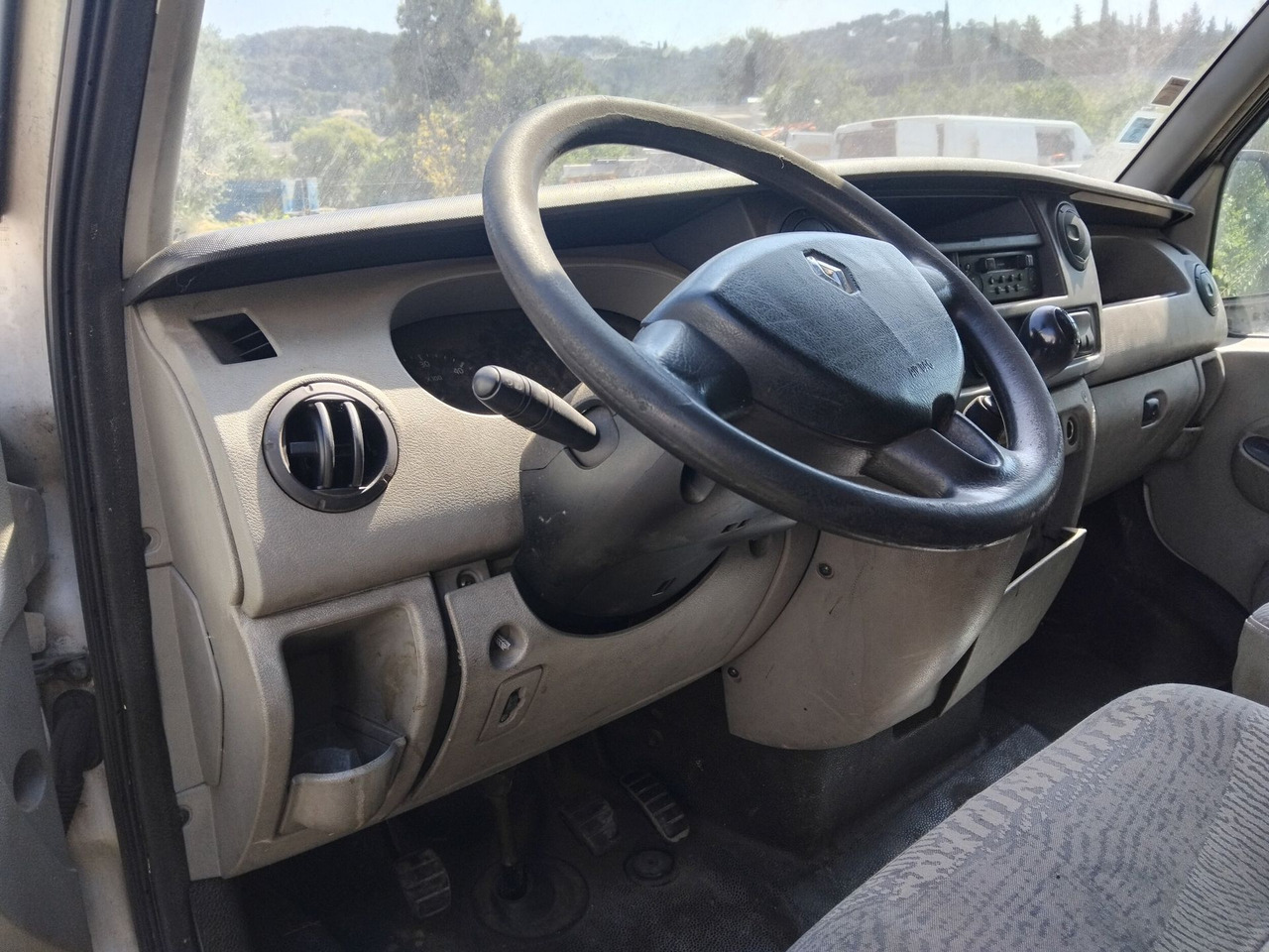 FOURGON RENAULT MASTER NON ROULANT . - Panel van: picture 2 FOURGON RENAULT MASTER NON ROULANT . - Panel van: picture 2