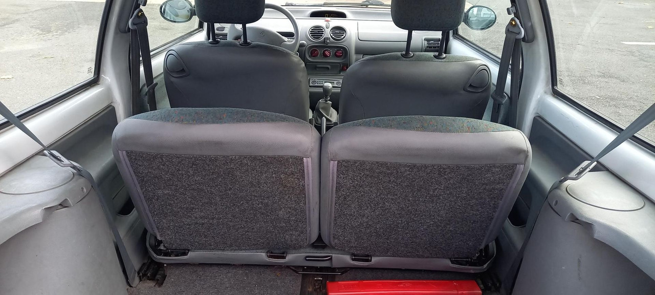 TWINGO ESSENCE (267) - Car: picture 2 TWINGO ESSENCE (267) - Car: picture 2