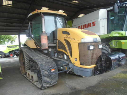 Tracked tractor Challenger MT765: picture 13