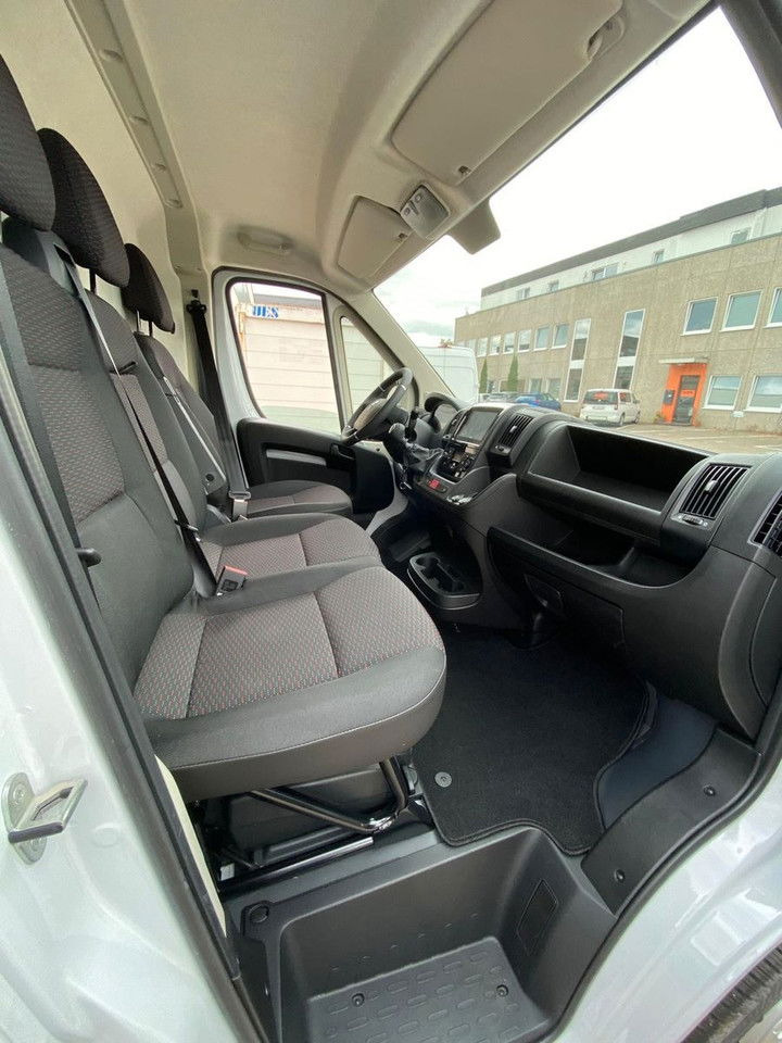 New Panel van Opel Movano Cargo: picture 10 New Panel van Opel Movano Cargo: picture 10