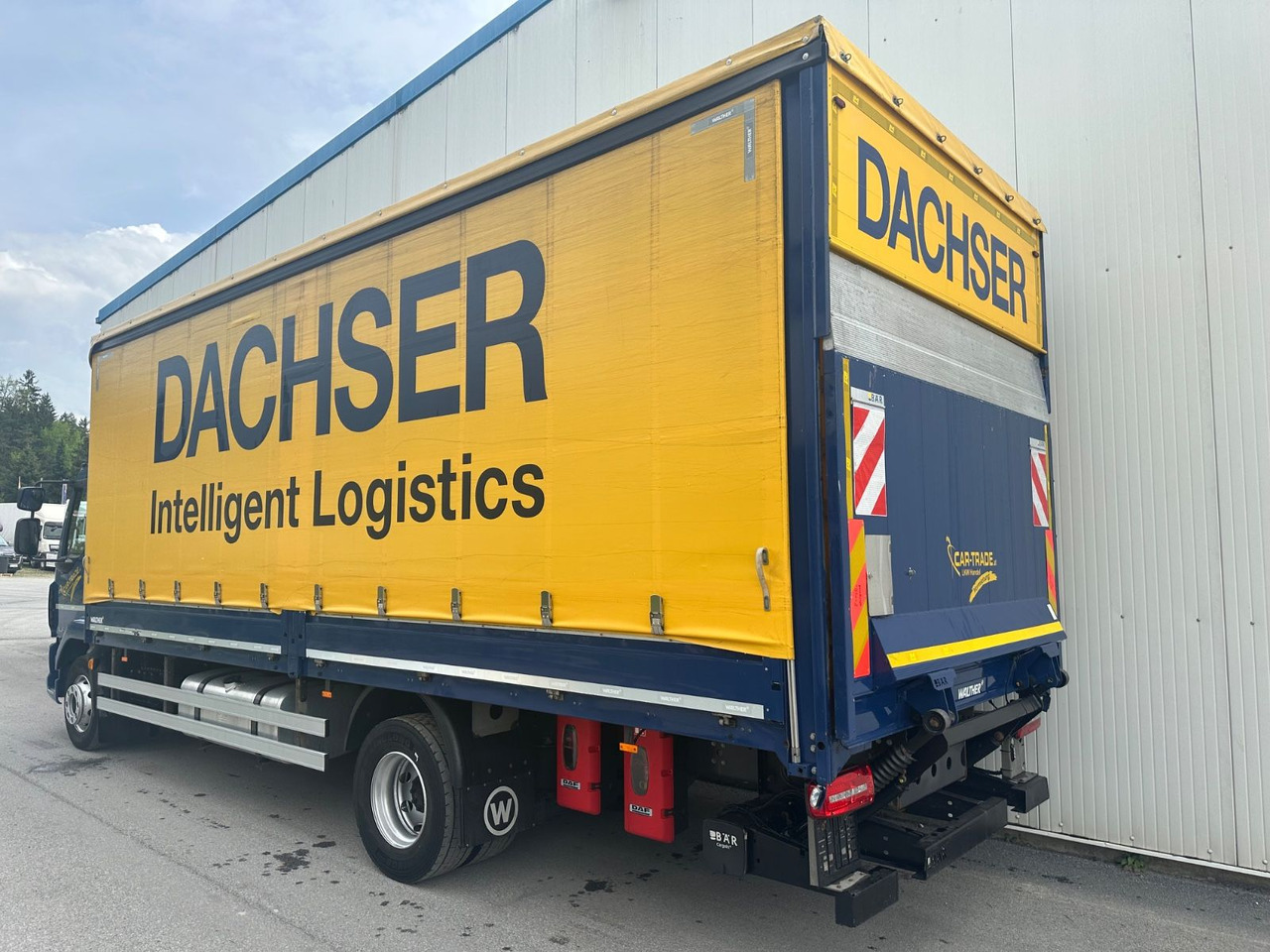 DAF LF 260 - Curtainsider truck: picture 4 DAF LF 260 - Curtainsider truck: picture 4