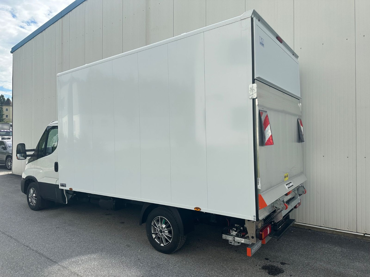 Iveco Daily 35S14 8g HiMatic LBW Mod 2025 - Closed box van: picture 3 Iveco Daily 35S14 8g HiMatic LBW Mod 2025 - Closed box van: picture 3