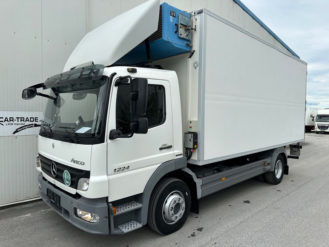 Mercedes-Benz Atego 1224 Automat Klima TK-29C - Refrigerator truck: picture 1 Mercedes-Benz Atego 1224 Automat Klima TK-29C - Refrigerator truck: picture 1