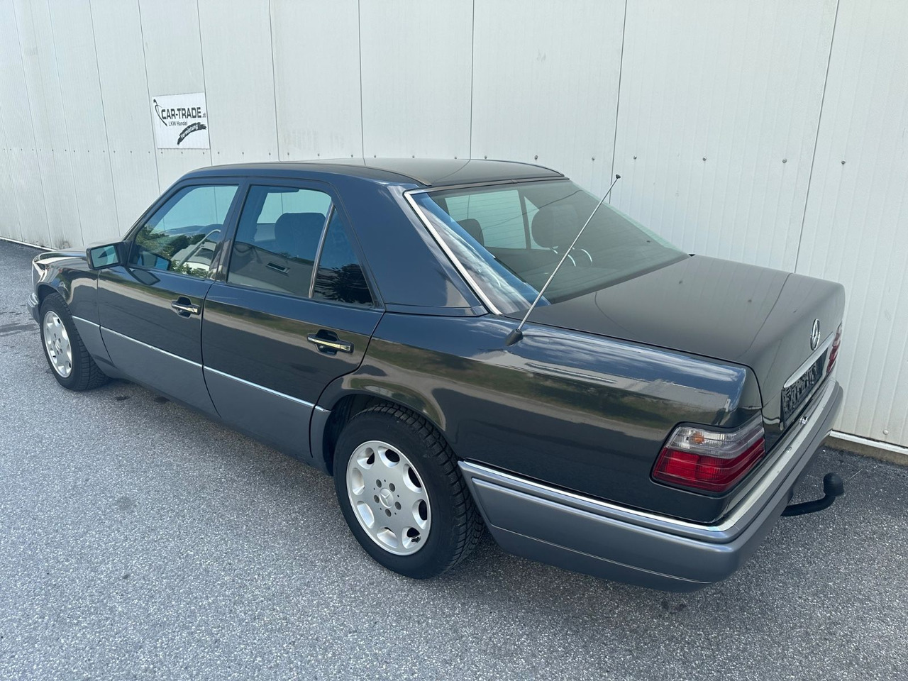 Mercedes-Benz E 250 DIESEL - Sedan: picture 3 Mercedes-Benz E 250 DIESEL - Sedan: picture 3