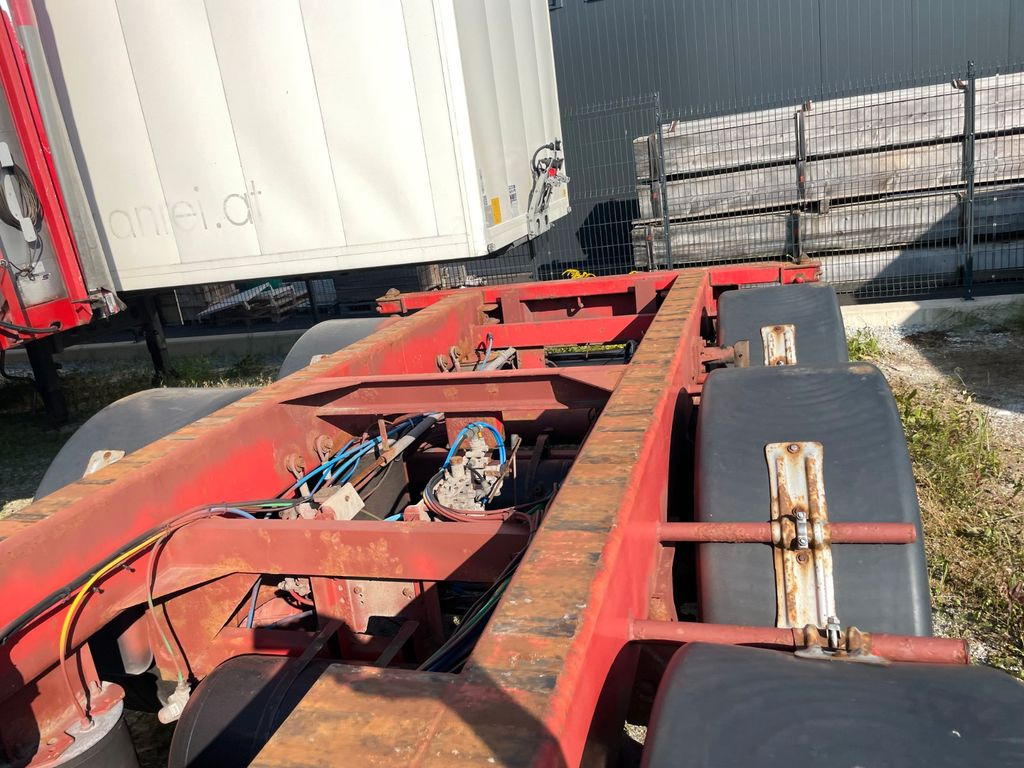 Renders 3 Achs Teleskop Liftachse - Container transporter/ Swap body semi-trailer: picture 5 Renders 3 Achs Teleskop Liftachse - Container transporter/ Swap body semi-trailer: picture 5