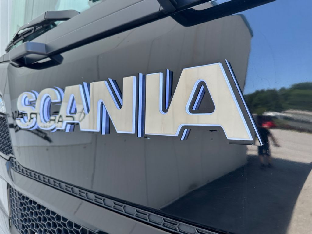 Scania 500R Vollluft Alu Leder LED Hyd. Scania 500R Vollluft Alu Leder LED Hyd. - Tractor unit: picture 5 Scania 500R Vollluft Alu Leder LED Hyd. Scania 500R Vollluft Alu Leder LED Hyd. - Tractor unit: picture 5