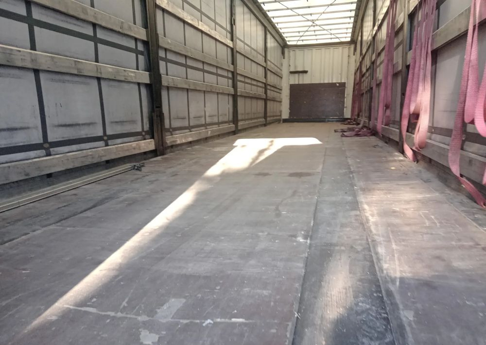 Krone SD - Curtainsider semi-trailer: picture 5 Krone SD - Curtainsider semi-trailer: picture 5