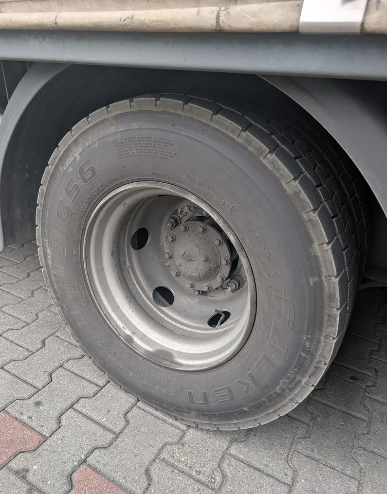 MAN TGL - Curtainsider truck: picture 5 MAN TGL - Curtainsider truck: picture 5