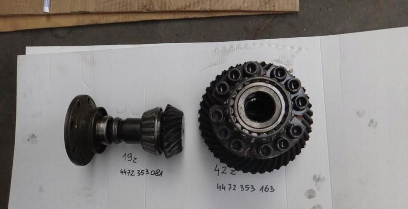 JOHN DEERE DYFER zf 4472353081 4472353163 atak tal - Differential gear for Agricultural machinery: picture 1 JOHN DEERE DYFER zf 4472353081 4472353163 atak tal - Differential gear for Agricultural machinery: picture 1