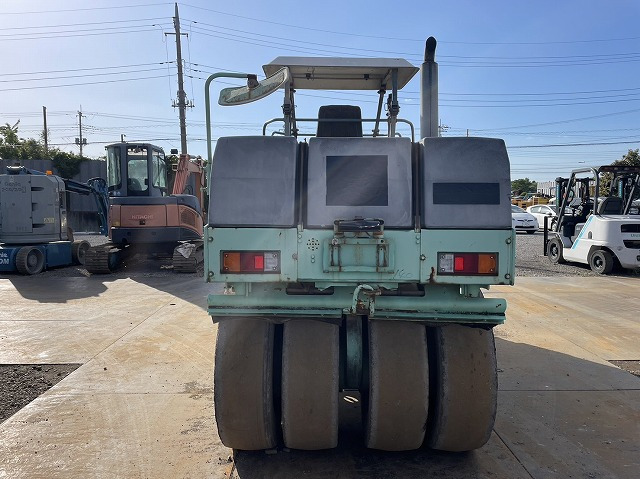 BOMAG BW144AC-2 - Combination roller: picture 4 BOMAG BW144AC-2 - Combination roller: picture 4