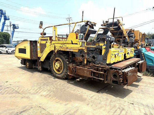 SUMITOMO HA60W-5 - Asphalt paver: picture 3 SUMITOMO HA60W-5 - Asphalt paver: picture 3