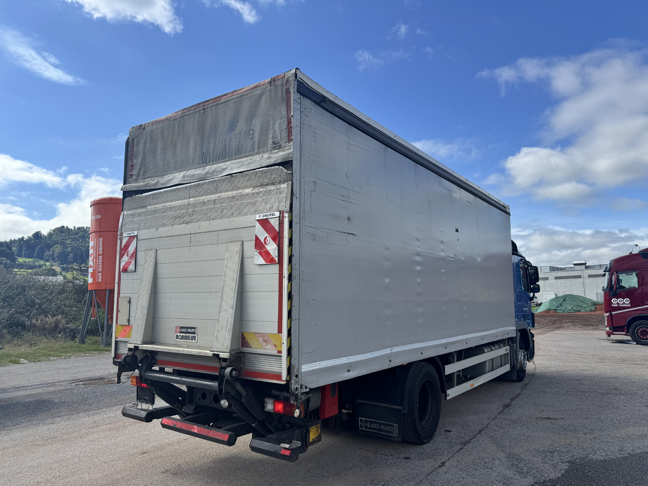 MERCEDES-BENZ Actros 1836 4x2 Blache-Hebebühne - Curtainsider truck: picture 5 MERCEDES-BENZ Actros 1836 4x2 Blache-Hebebühne - Curtainsider truck: picture 5