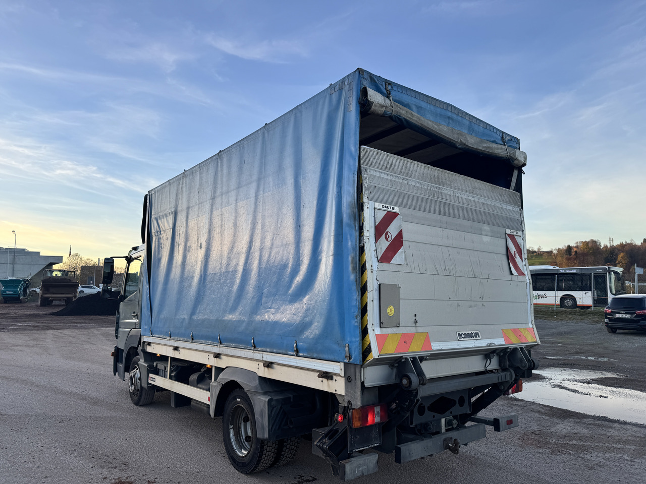 MERCEDES-BENZ Atego 818 - Curtainsider truck: picture 3 MERCEDES-BENZ Atego 818 - Curtainsider truck: picture 3