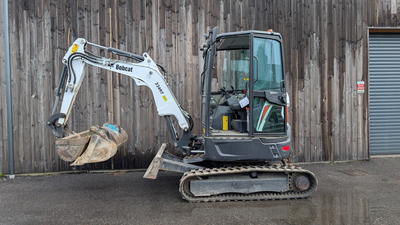 BOBCAT E 26 - Mini excavator: picture 1 BOBCAT E 26 - Mini excavator: picture 1