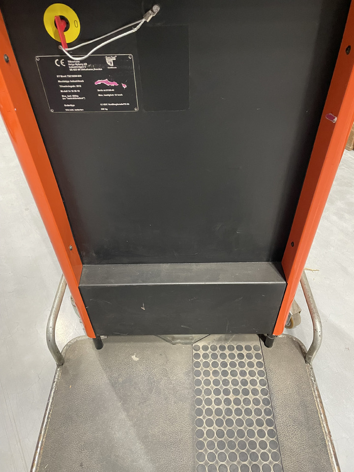 BT 609 AC TT - Order picker: picture 4 BT 609 AC TT - Order picker: picture 4