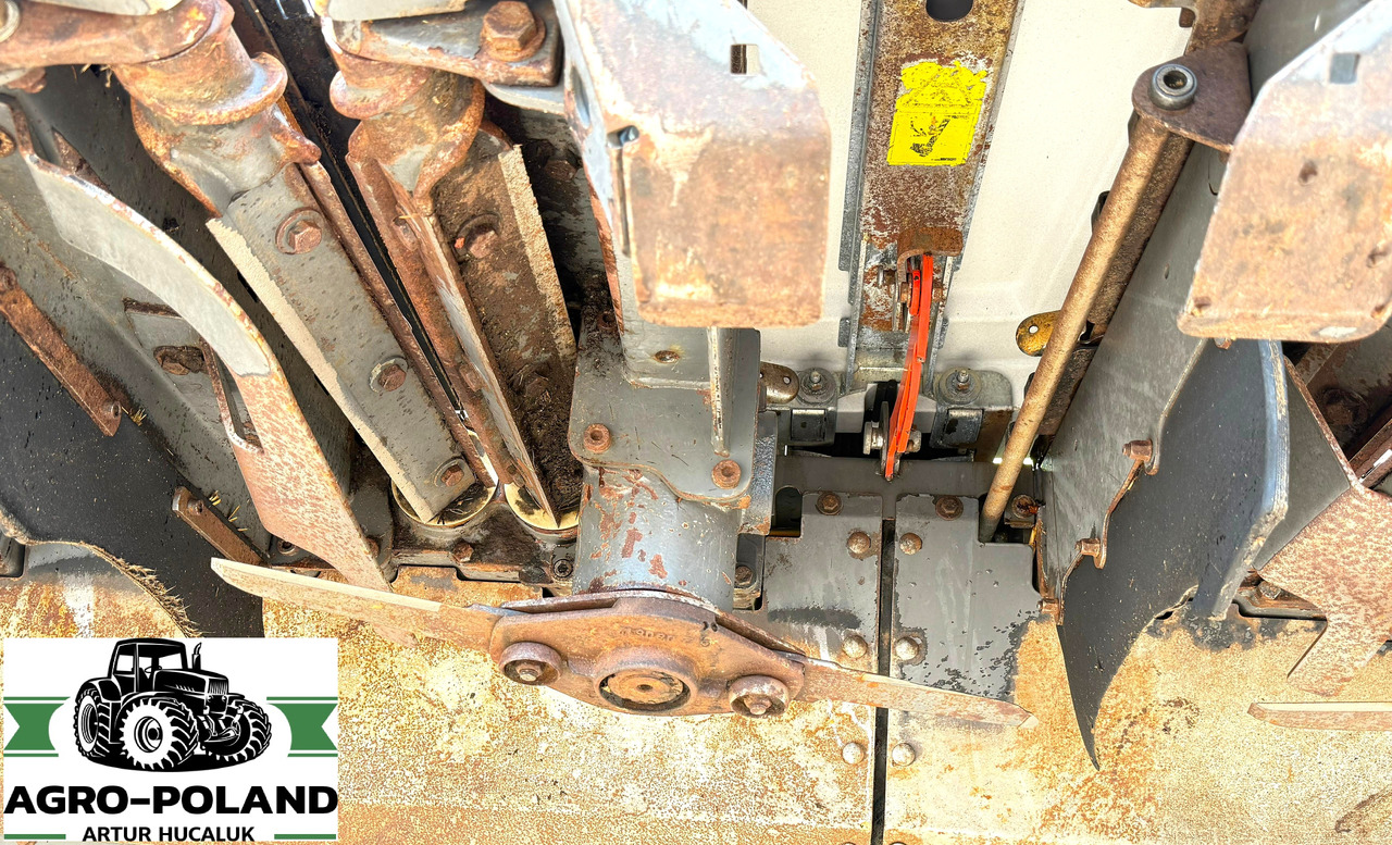 CLAAS CORIO 870 C - 2016 ROK - Maize harvester: picture 5 CLAAS CORIO 870 C - 2016 ROK - Maize harvester: picture 5