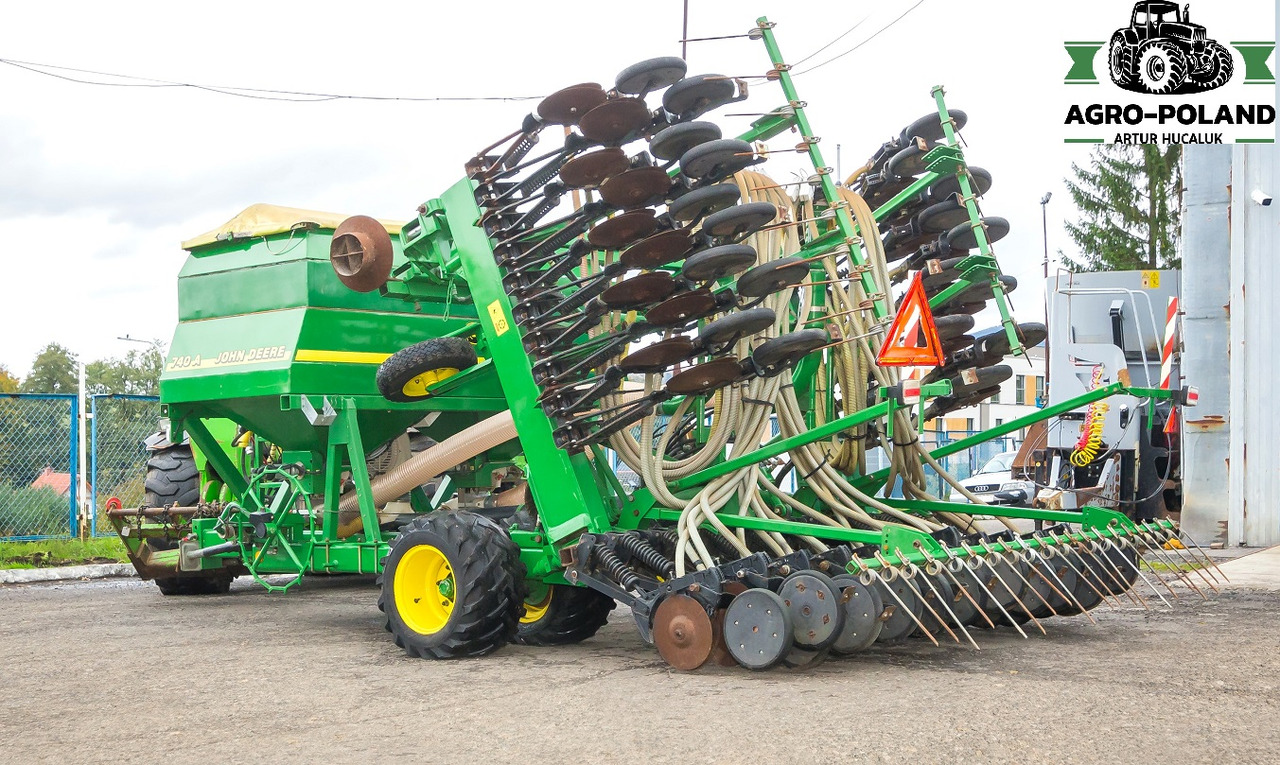 JOHN DEERE 740A - 2008 ROK - 6 M - Seed drill: picture 5 JOHN DEERE 740A - 2008 ROK - 6 M - Seed drill: picture 5