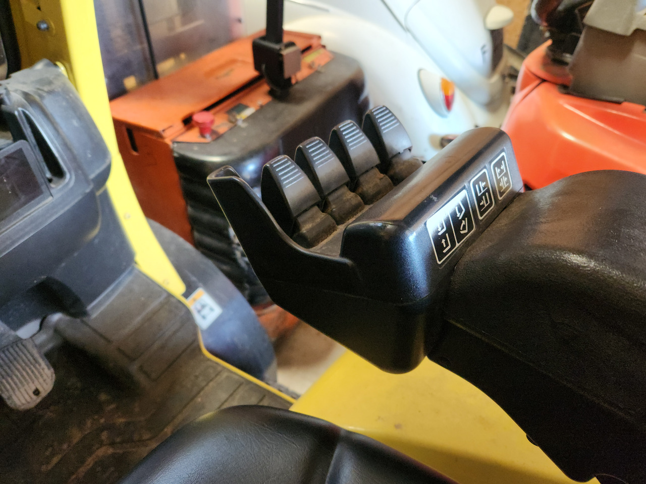 HYSTER H3.5FT - Diesel forklift: picture 3 HYSTER H3.5FT - Diesel forklift: picture 3