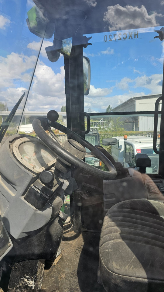 Wheel loader CATERPILLAR 924H: picture 7