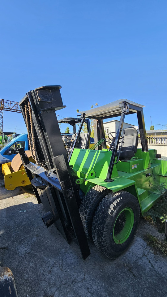 CATERPILLAR V330B - Rough terrain forklift: picture 2 CATERPILLAR V330B - Rough terrain forklift: picture 2