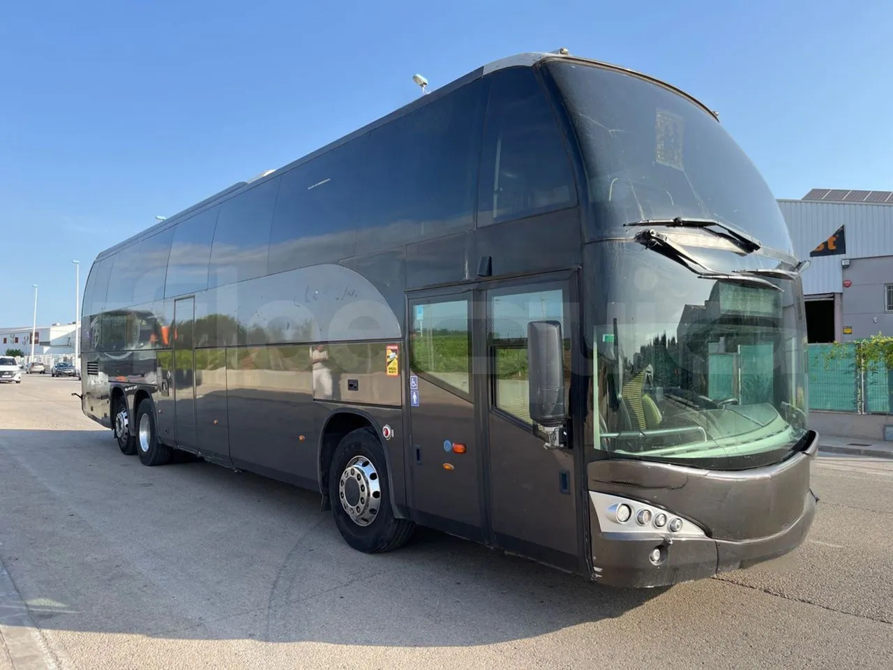 Beulas Man Glory - Coach: picture 1 Beulas Man Glory - Coach: picture 1