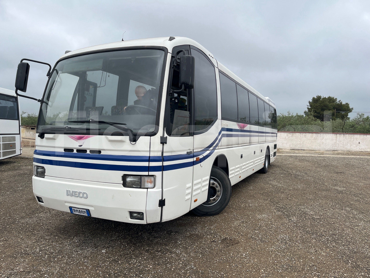 Iveco 380 - Coach: picture 4 Iveco 380 - Coach: picture 4