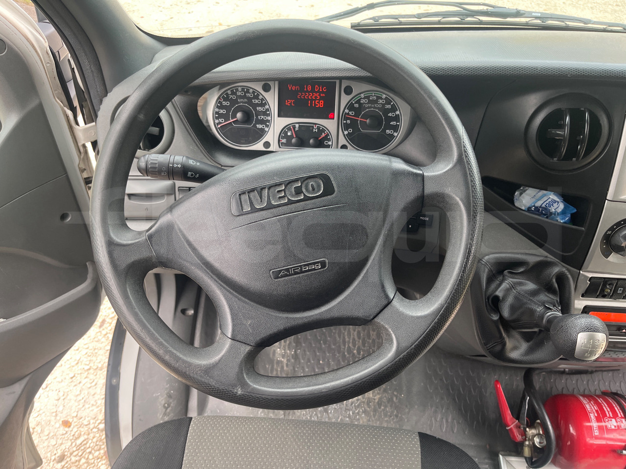 Iveco Daily - School bus: picture 3 Iveco Daily - School bus: picture 3