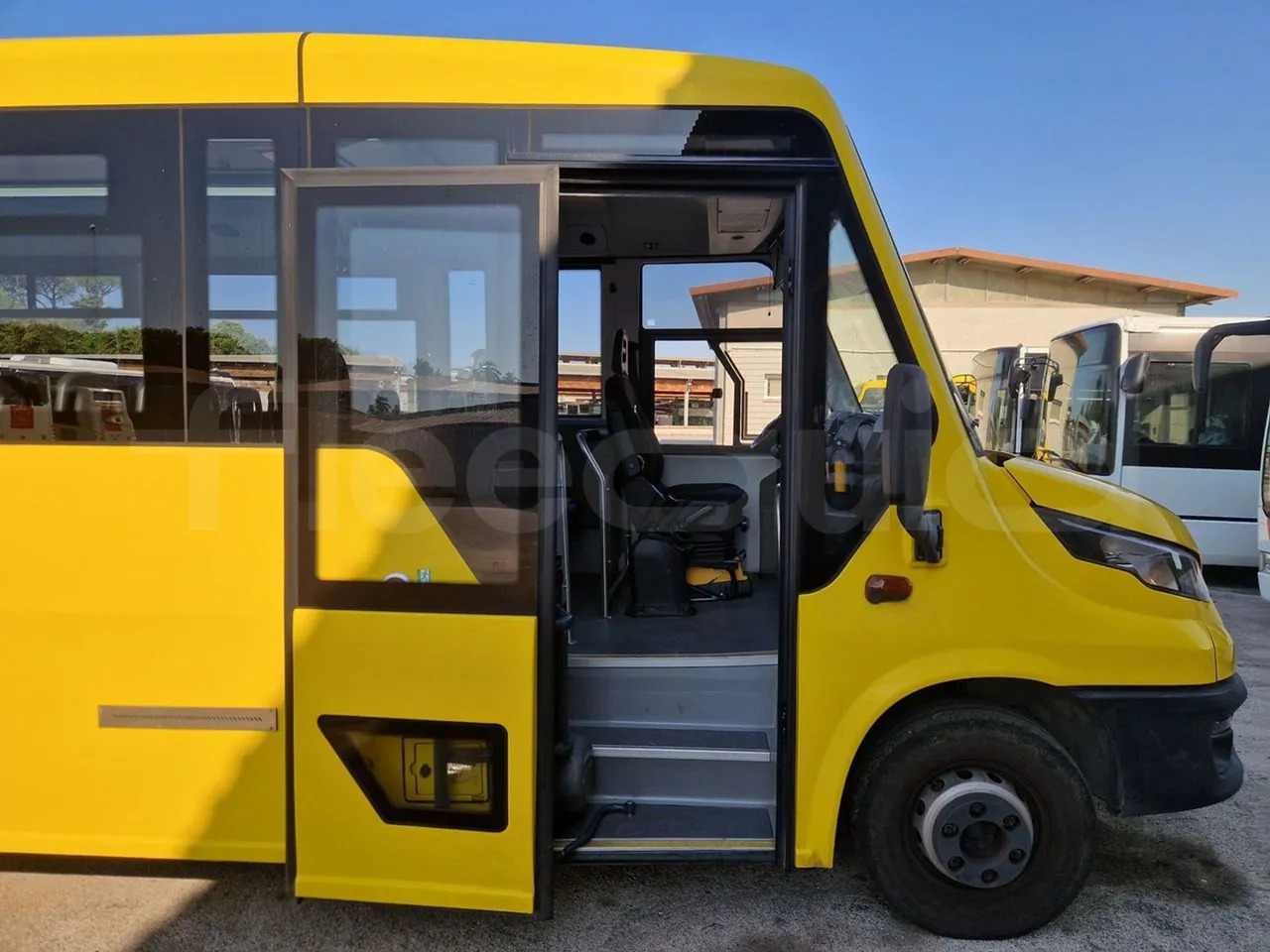 School bus Iveco Indcar: picture 15 School bus Iveco Indcar: picture 15