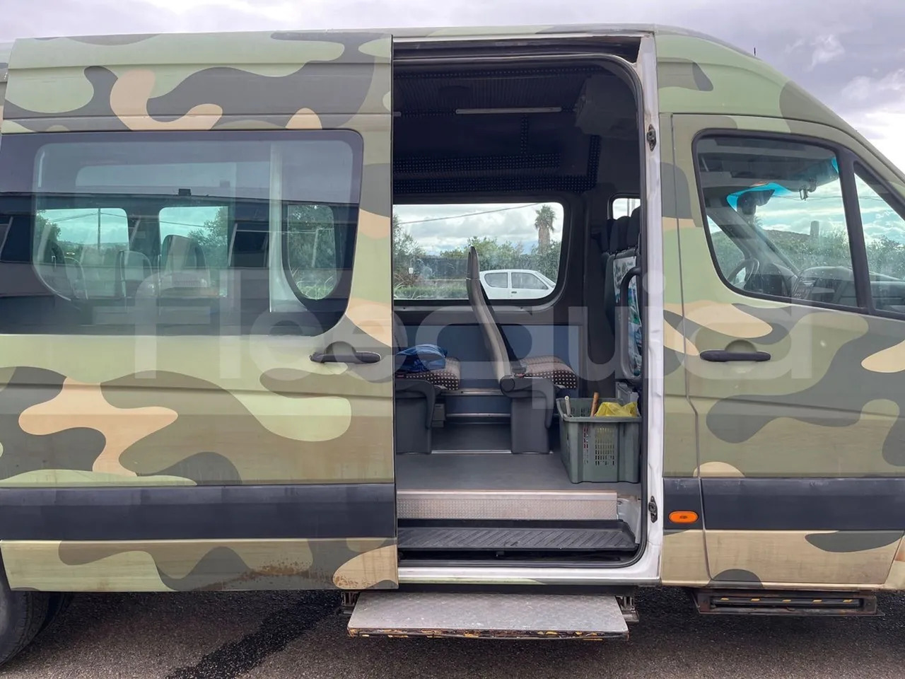 Suburban bus Mercedes-Benz Sprinter: picture 14