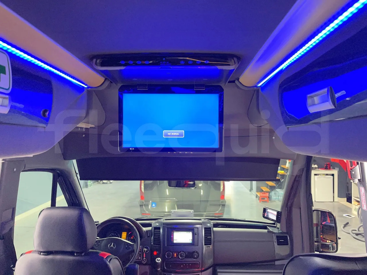 Minibus, Passenger van Mercedes-Benz Sprinter: picture 41