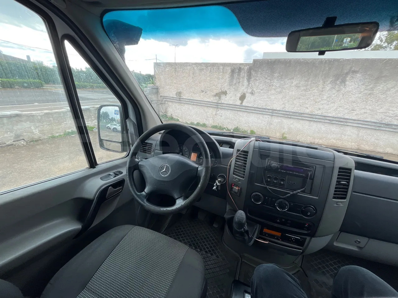 Suburban bus Mercedes-Benz Sprinter: picture 18