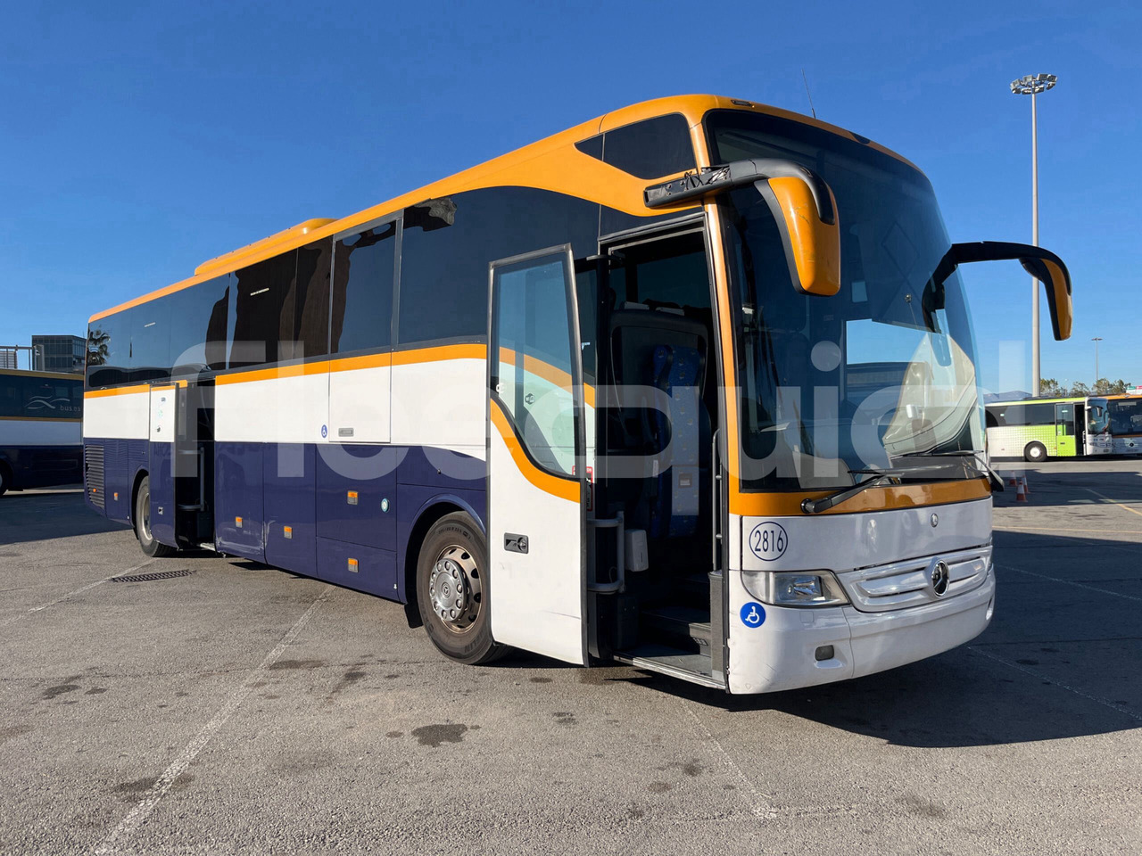 Coach Mercedes-Benz Tourismo: picture 16