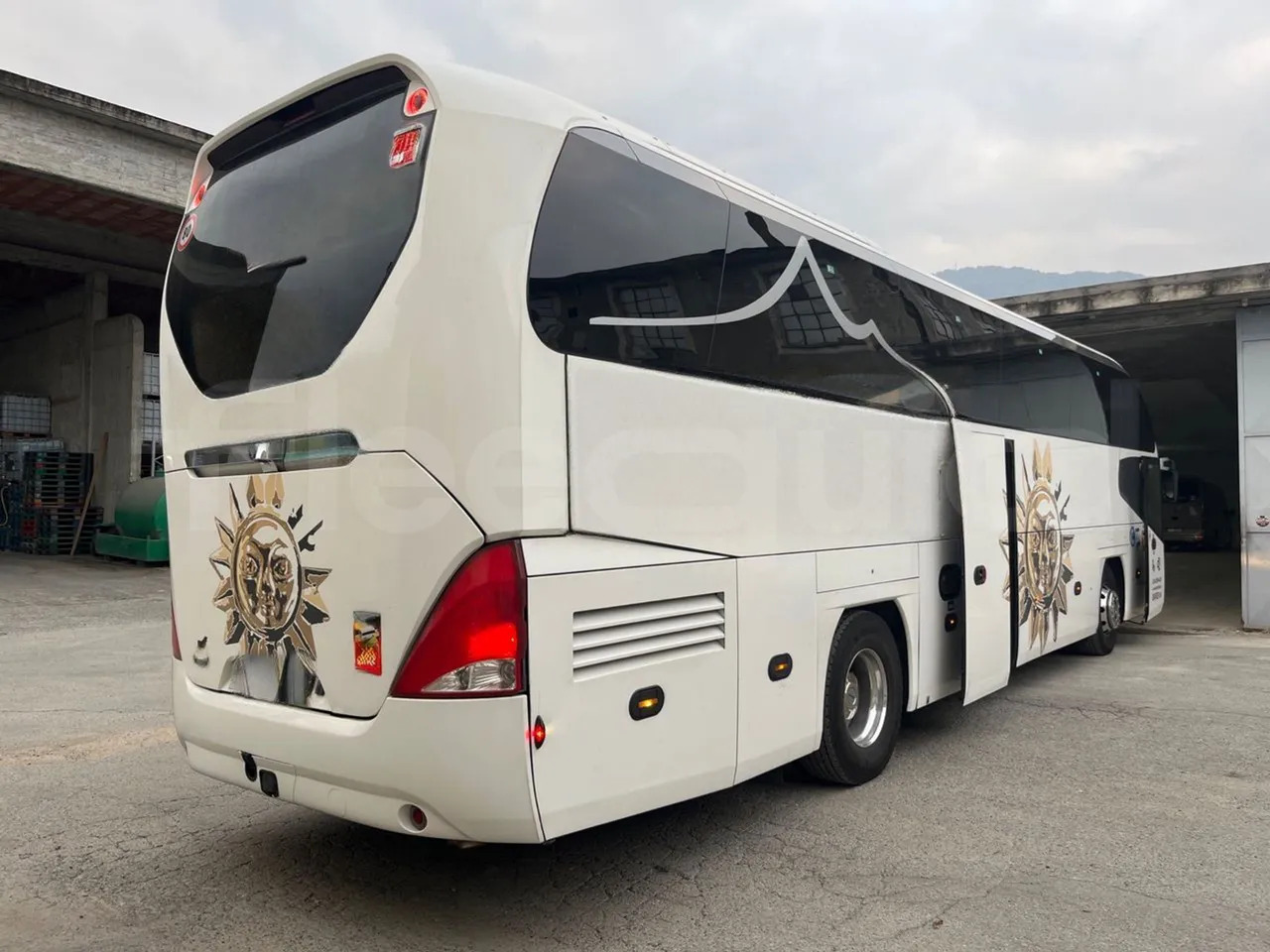 Coach Neoplan Cityliner: picture 10