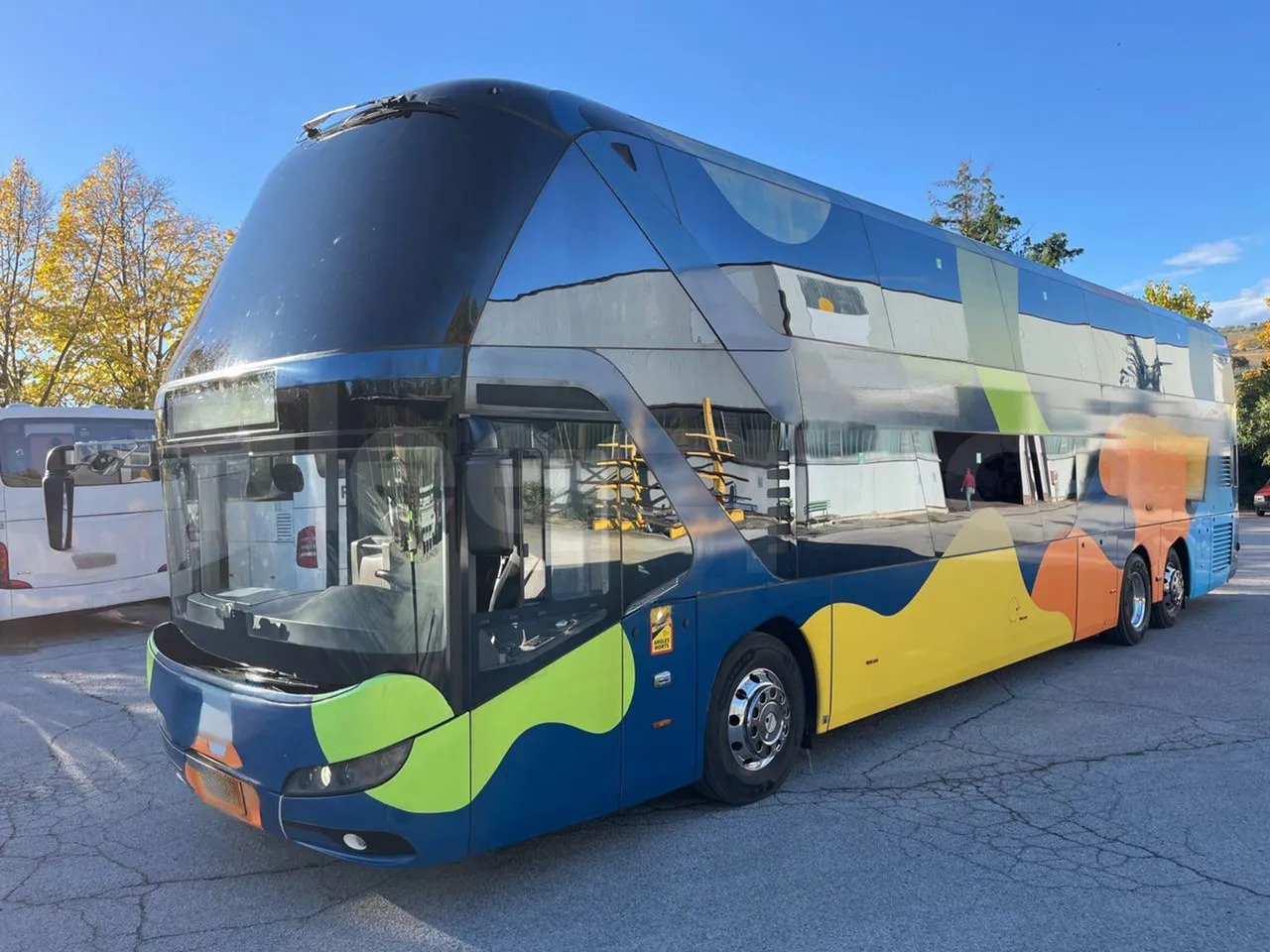 Neoplan Skyliner - Coach: picture 4 Neoplan Skyliner - Coach: picture 4