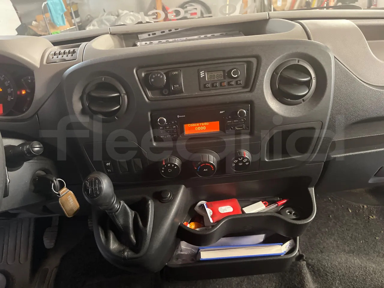 Suburban bus Opel Movano: picture 14 Suburban bus Opel Movano: picture 14