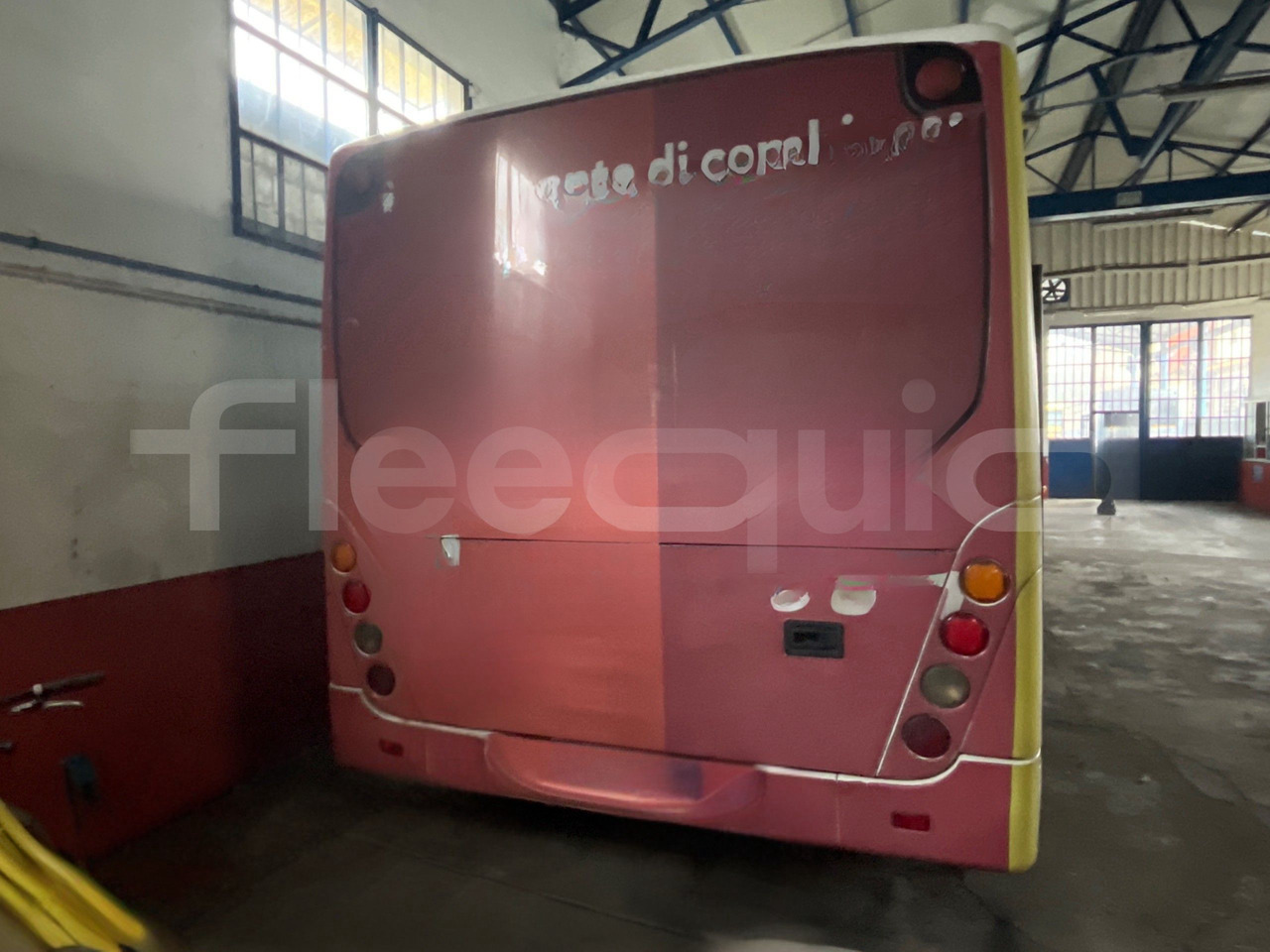 Van Hool A330 - City bus: picture 3 Van Hool A330 - City bus: picture 3