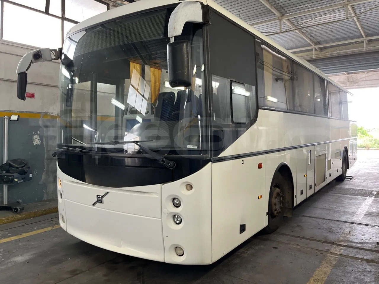 Volvo B12 - Coach: picture 4 Volvo B12 - Coach: picture 4