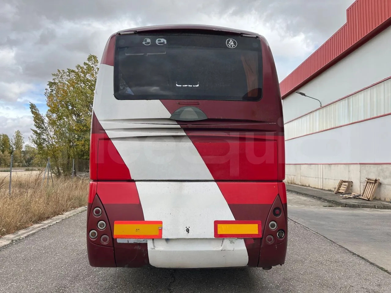 Volvo B12B - Coach: picture 5 Volvo B12B - Coach: picture 5